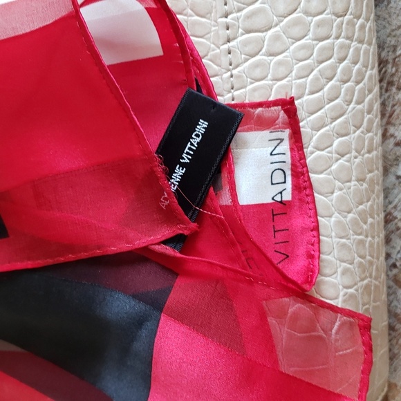 ADRIENNE VITTADINI Vintage red, white, black Printed Silk Scarf. EUC - Picture 3 of 9